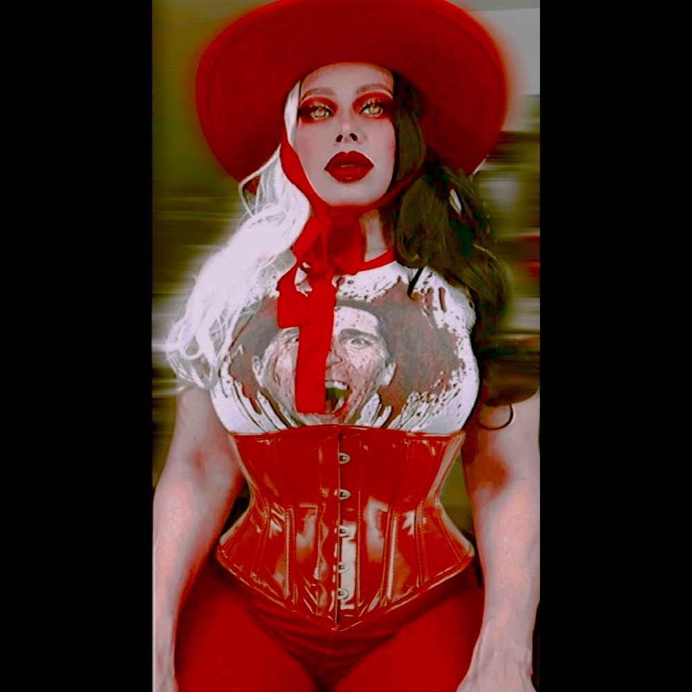 Meet your Posher, Celeste